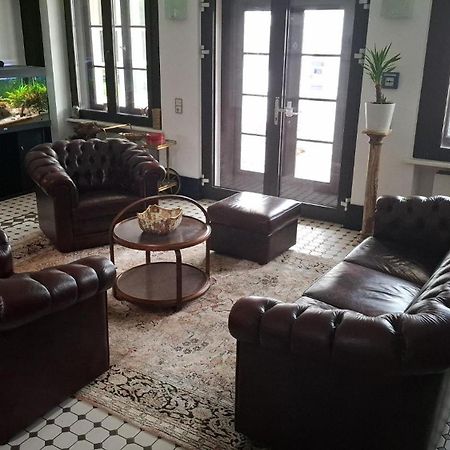 Die Villa, Zimmer 26, Dz Leverkusen Dış mekan fotoğraf