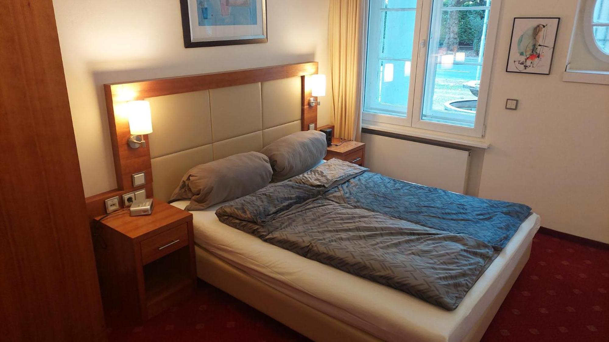 Die Villa, Zimmer 26, Dz Leverkusen Dış mekan fotoğraf
